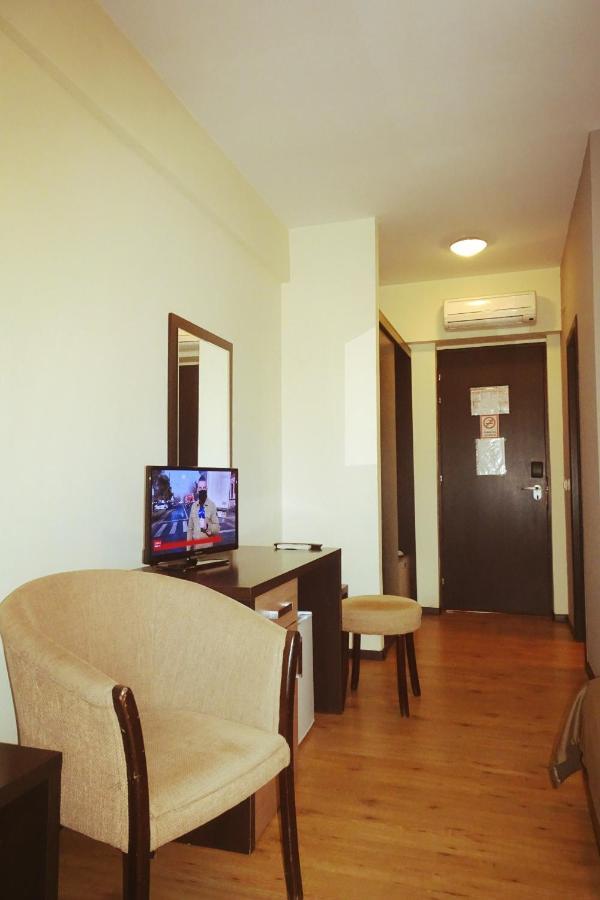 Hotel Nord Ploieşti Exterior foto